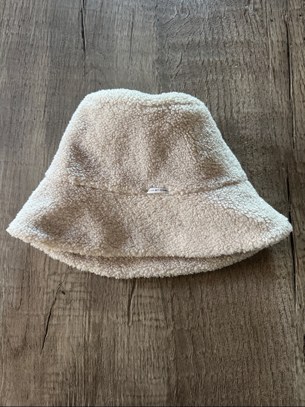 Atelier Des Femmes Teddy Bucket Sherpa Hat